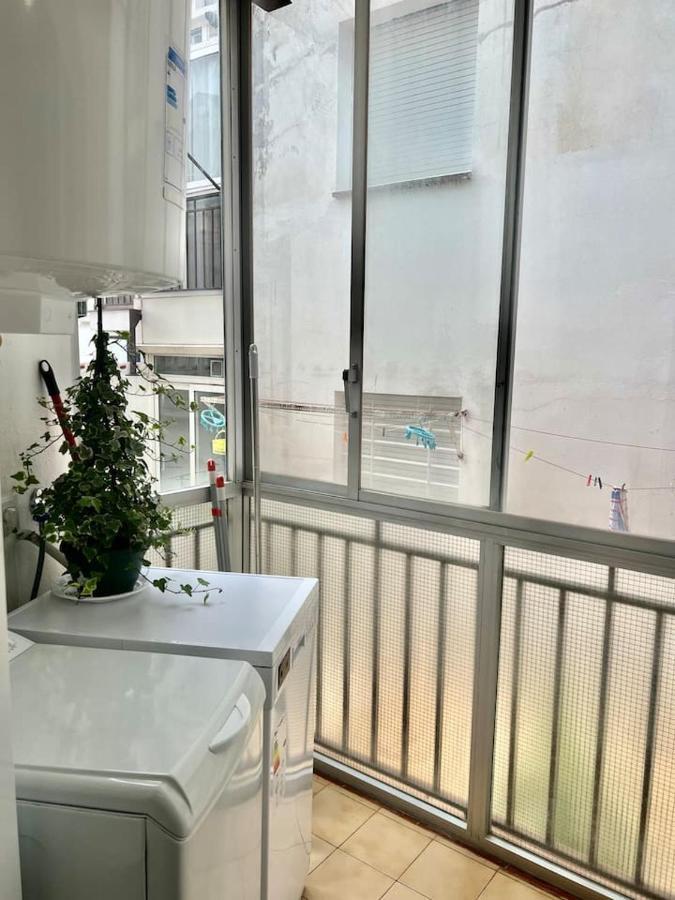Amplio Apartamento Tranquilo Cerca De La Playa Roses Dış mekan fotoğraf