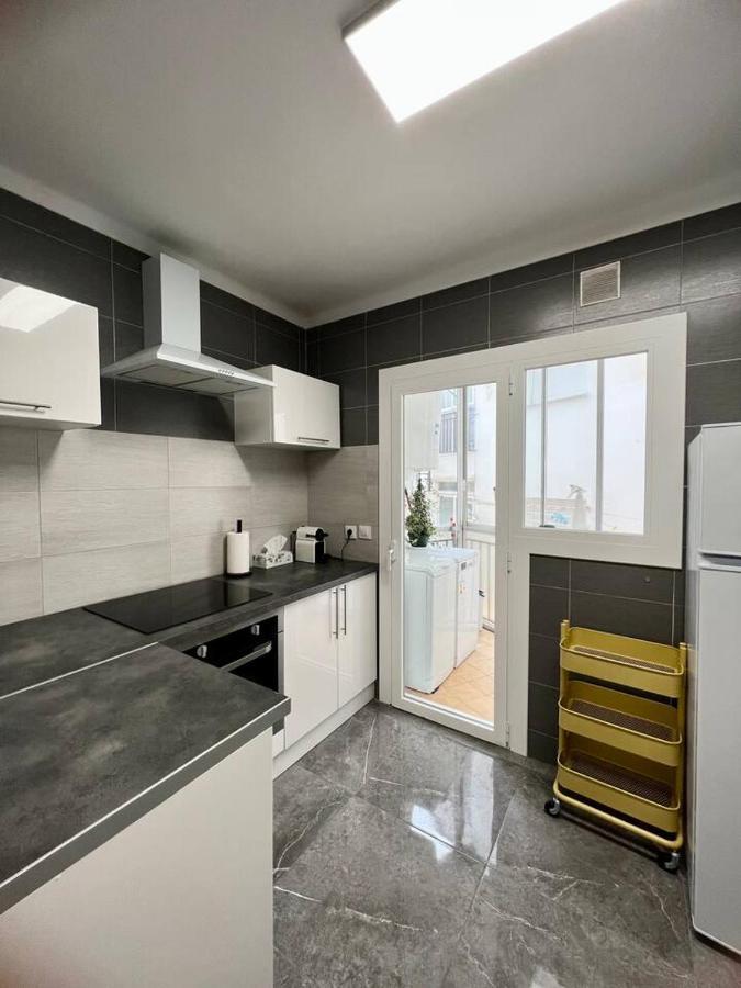 Amplio Apartamento Tranquilo Cerca De La Playa Roses Dış mekan fotoğraf